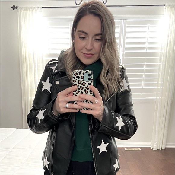 Meet your Posher, Kelly - Picture 1 of 1